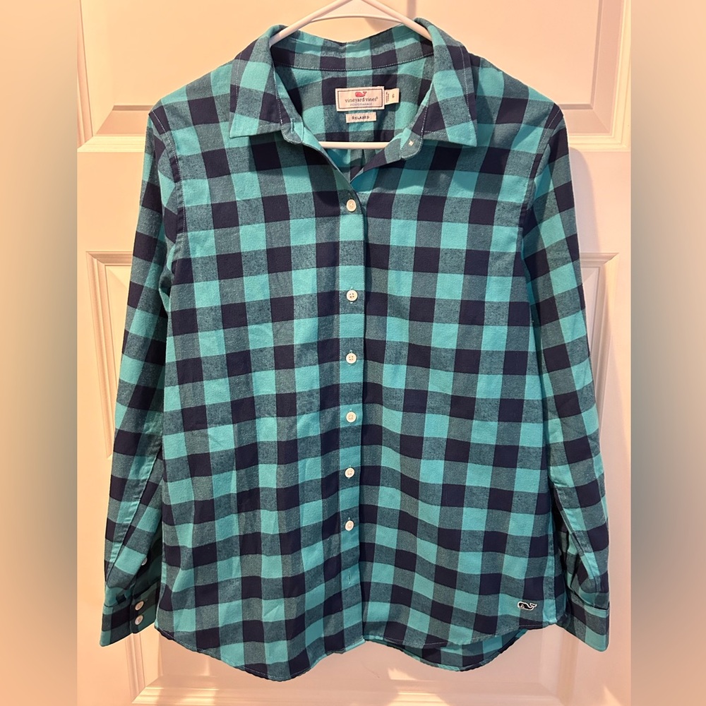 Woman’s vineyard vines flannel